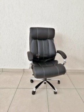 Кресло Barneo K-303 для руководителя (черная экокожа) в Чебаркуле - chebarkul.ok-mebel.com | фото 1