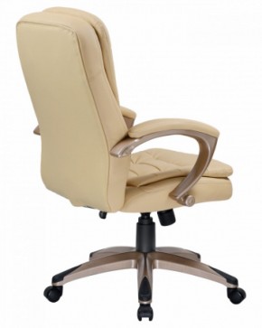 Офисное кресло для руководителей DOBRIN DONALD LMR-106B бежевый в Чебаркуле - chebarkul.ok-mebel.com | фото 4